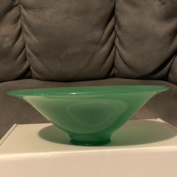 1930's Jadeite Green Art Glass Console Bowl-Stevens & Williams-9.5"W-3.25" H-EUC - Picture 2 of 8